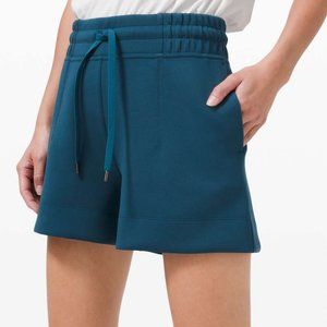 Lululemon Ambition HR shorts size 4